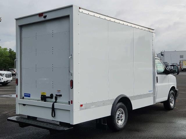 2025 GMC Savana Cutaway 3500 Base