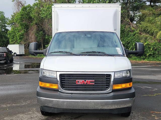 2025 GMC Savana Cutaway 3500 Base