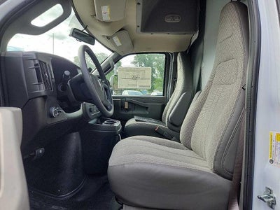 2025 GMC Savana Cutaway 3500 Base