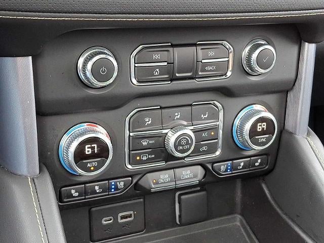 2022 GMC Yukon XL SLT