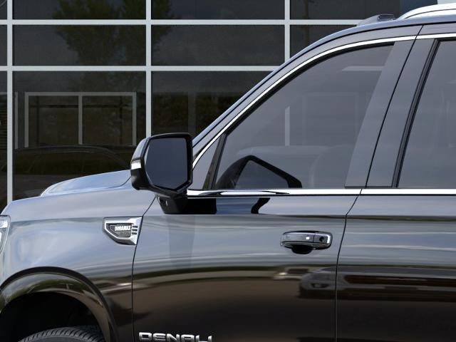 2026 GMC Yukon XL Denali - Photo 12