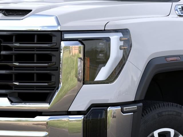 2026 GMC Sierra 3500HD Pro - Photo 10