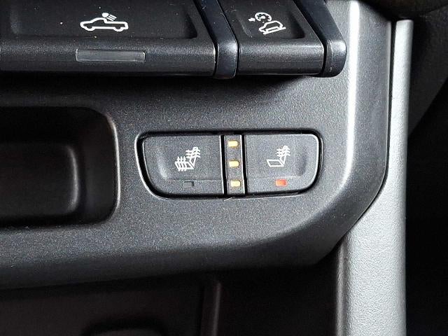 2022 GMC Canyon AT4 - Cloth