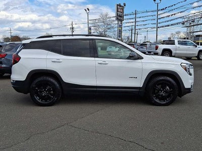 2023 GMC Terrain AT4